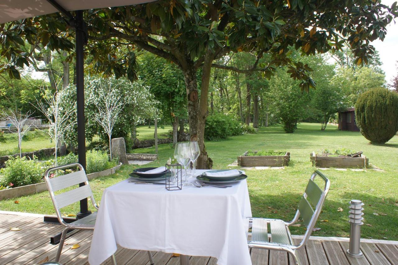 Le Moulin 1826 Bed & Breakfast Houdan Exterior photo