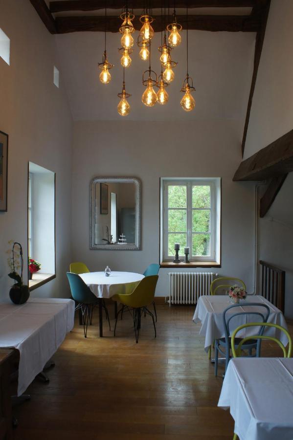 Le Moulin 1826 Bed & Breakfast Houdan Exterior photo